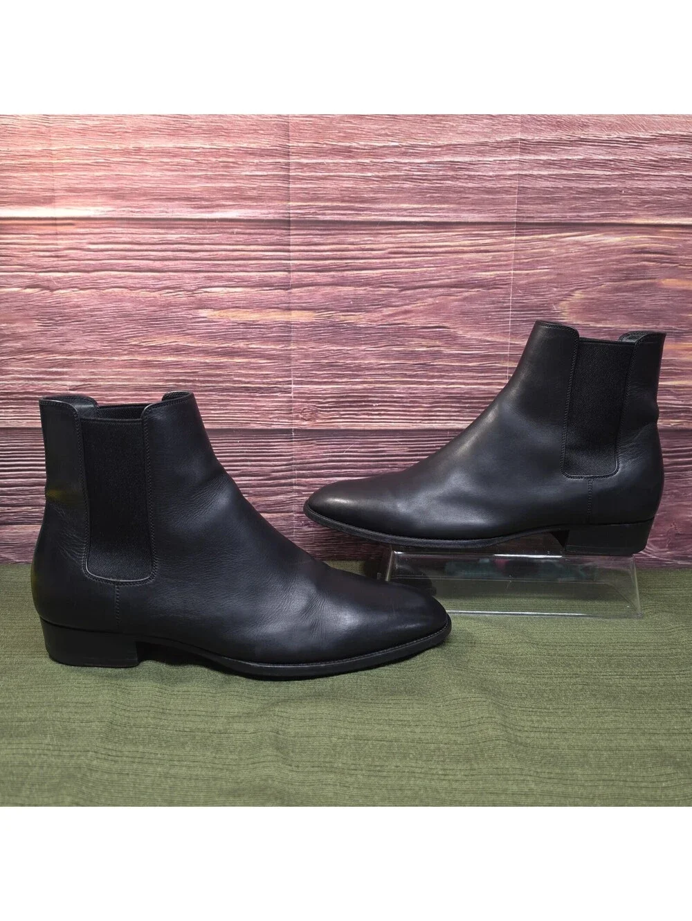 Saint Laurent Wyatt Chelsea Boots 43.5 Black Leather Elastic Side Italy